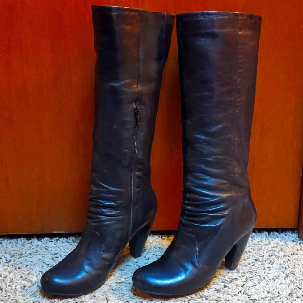 Miz Mooz Shelley boots sz7